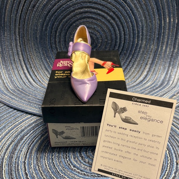 Just The Right Shoe Lavender Heels - Picture 4 of 5